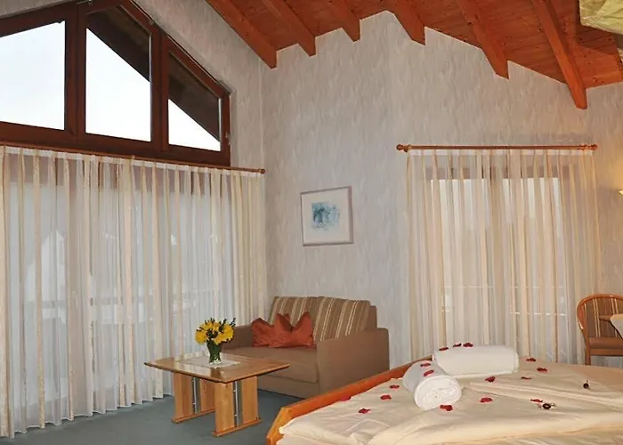 Hotel-pension Breig Garni Ottenhofen im Schwarzwald